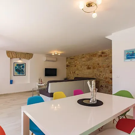 Stunning In With Wifi Holiday home