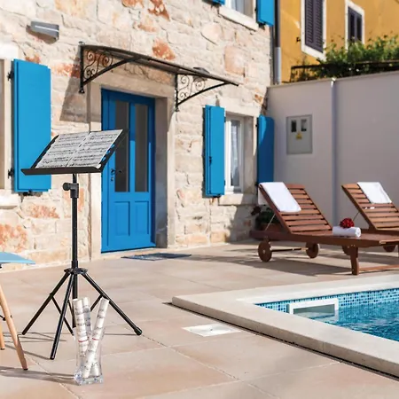 Stunning In With Wifi Peruski