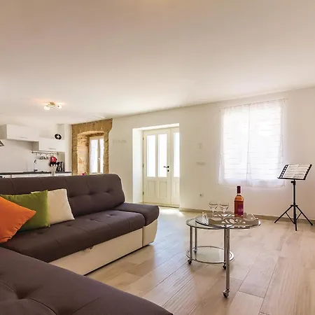 Holiday home Stunning In With Wifi *