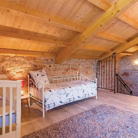 Stunning In With Wifi Holiday home